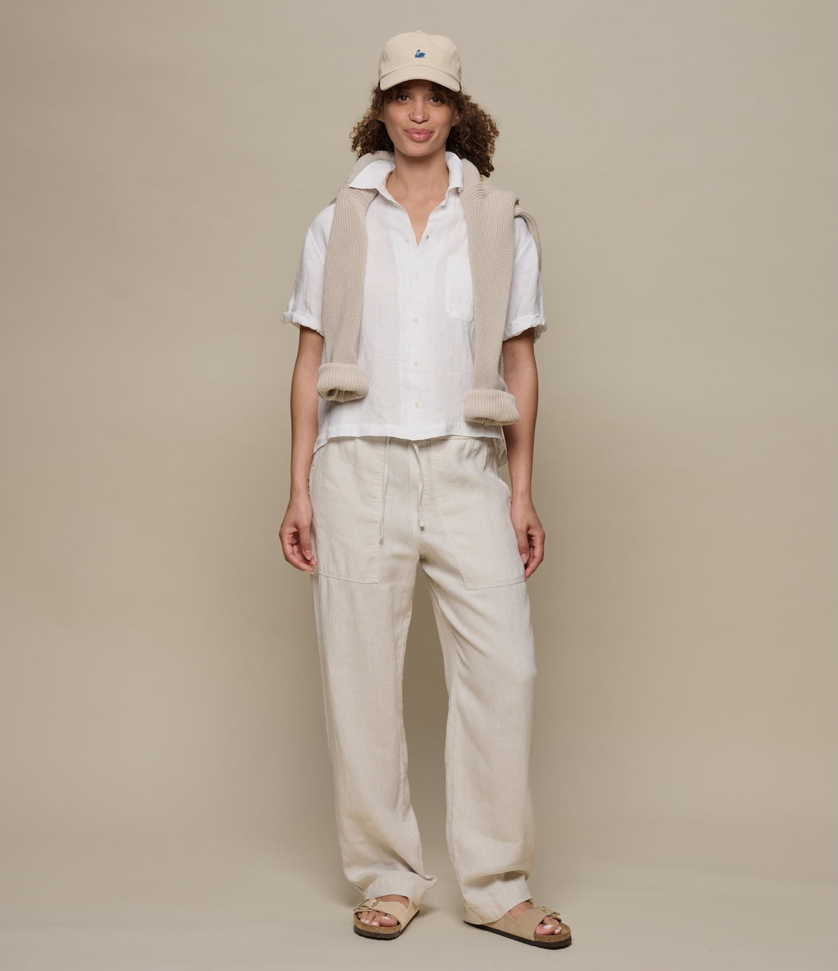 Cropped Linen Women's Shirt with Rolled-Up Sleeves