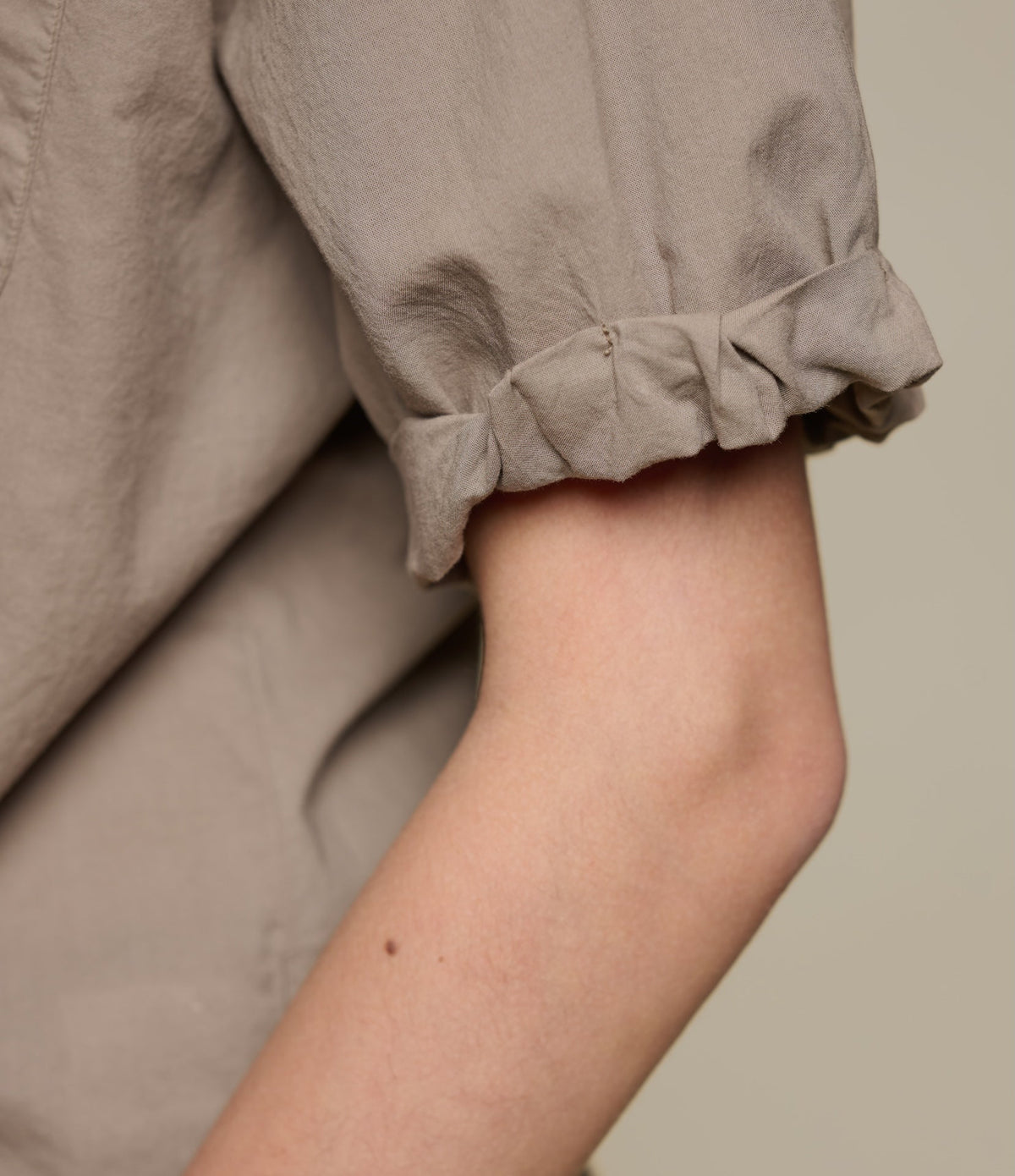 Lightweight Cotton Poplin Women's Shirt with Rolled-Up Sleeves